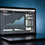 استراتژی تولید محتوا در یوتیوب؛ نقشه‌ای که کانال تو را رشد می‌دهد